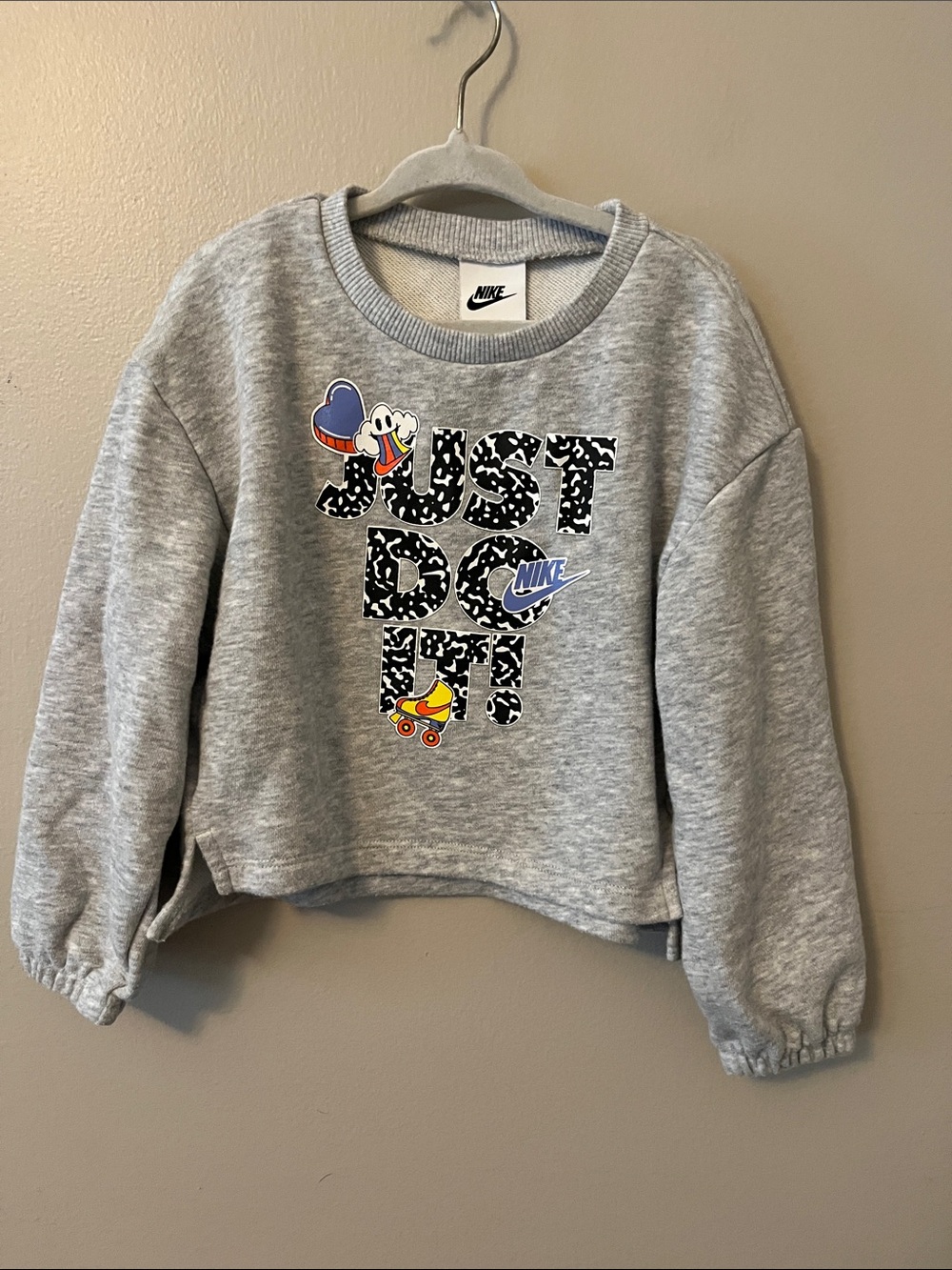 Nike Grey Cropped 'Just Do It' Graphic Sweatshirt
